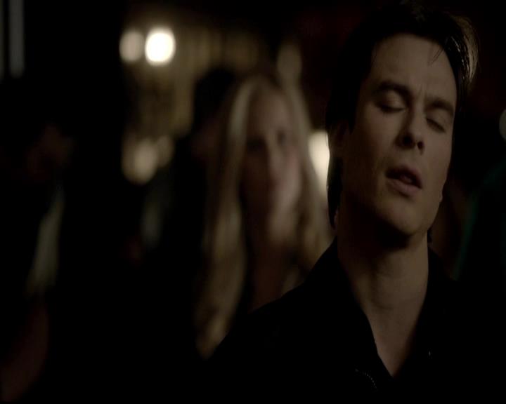 VampireDiariesWorld-dot-org_4x16BringItOn1764.jpg