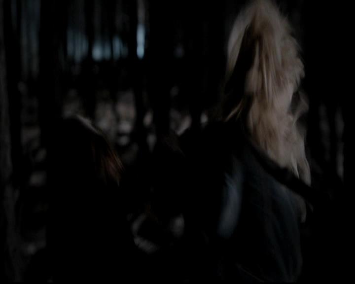 VampireDiariesWorld-dot-org_4x16BringItOn1833.jpg