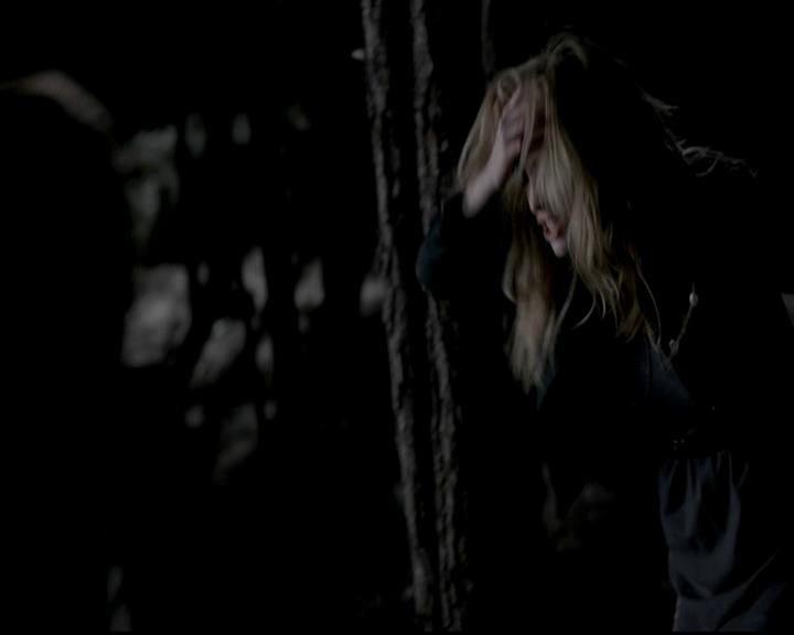 VampireDiariesWorld-dot-org_4x16BringItOn1853.jpg