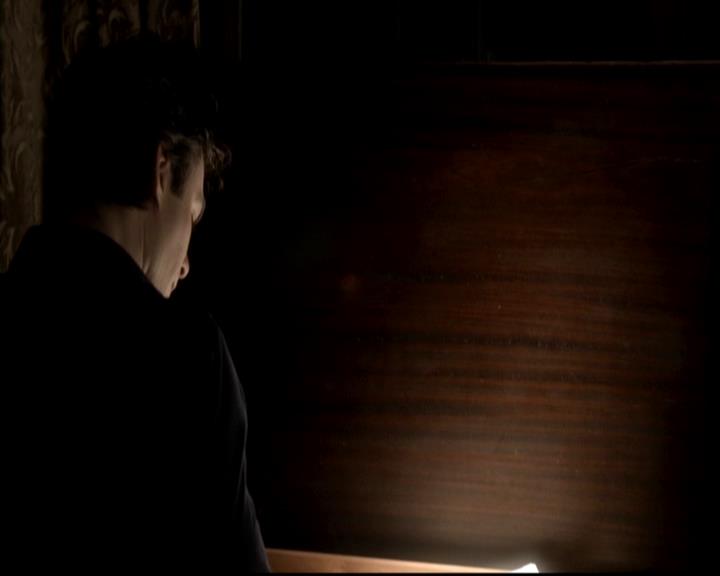 VampireDiariesWorld-dot-org_4x16BringItOn2004.jpg