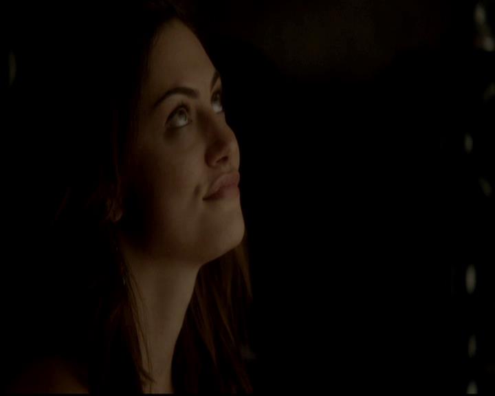 VampireDiariesWorld-dot-org_4x16BringItOn2174.jpg
