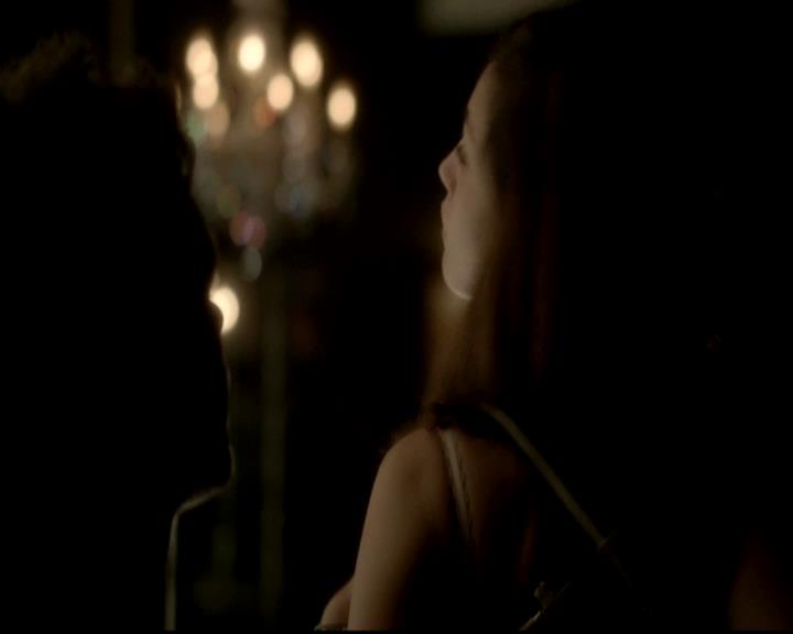 VampireDiariesWorld-dot-org_4x16BringItOn2192.jpg