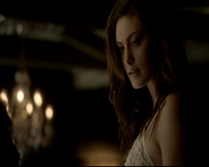 VampireDiariesWorld-dot-org_4x16BringItOn2204.jpg