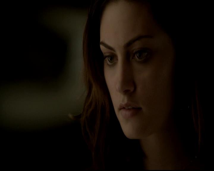 VampireDiariesWorld-dot-org_4x16BringItOn2210.jpg