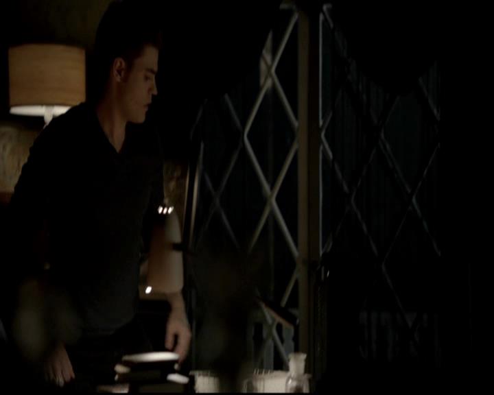 VampireDiariesWorld-dot-org_4x16BringItOn2215.jpg