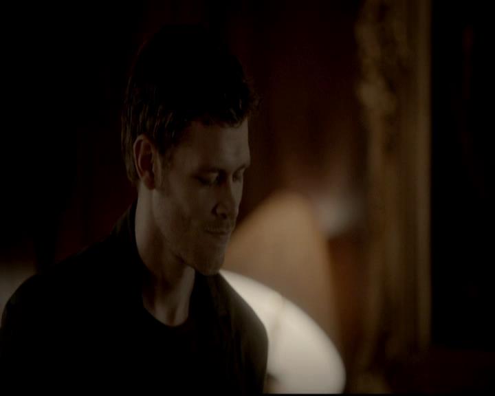 VampireDiariesWorld-dot-org_4x17BecauseTheNight0246.jpg