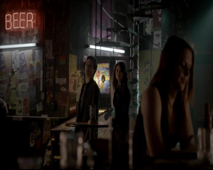 VampireDiariesWorld-dot-org_4x17BecauseTheNight0425.jpg