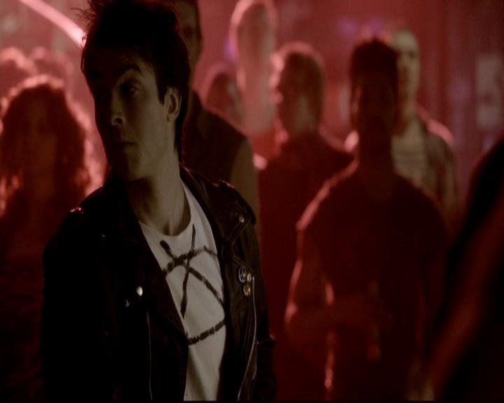 VampireDiariesWorld-dot-org_4x17BecauseTheNight0487.jpg