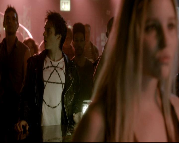 VampireDiariesWorld-dot-org_4x17BecauseTheNight0490.jpg