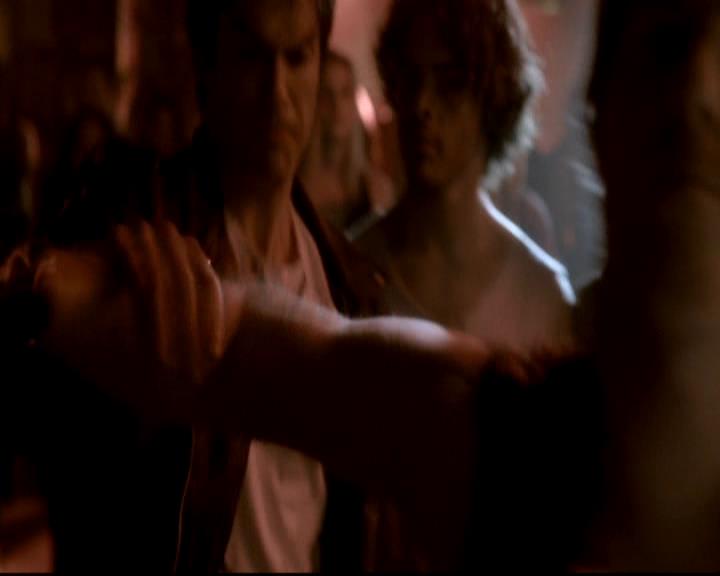 VampireDiariesWorld-dot-org_4x17BecauseTheNight0494.jpg