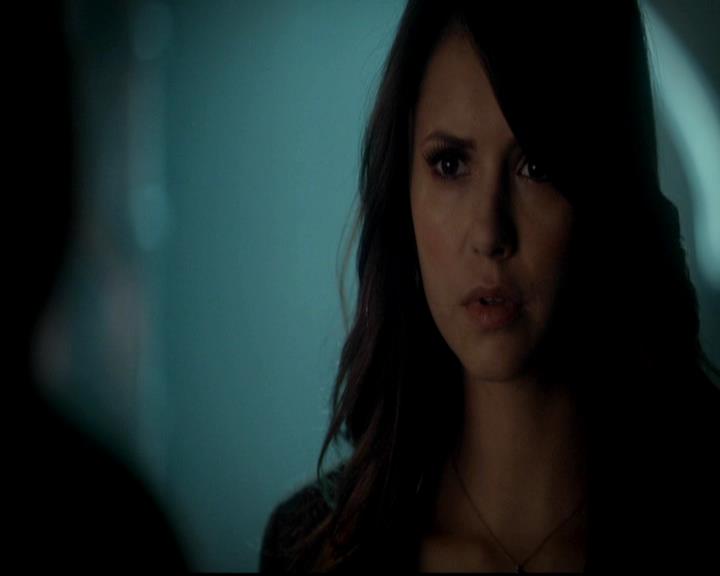 VampireDiariesWorld-dot-org_4x17BecauseTheNight0513.jpg