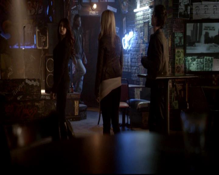 VampireDiariesWorld-dot-org_4x17BecauseTheNight0615.jpg