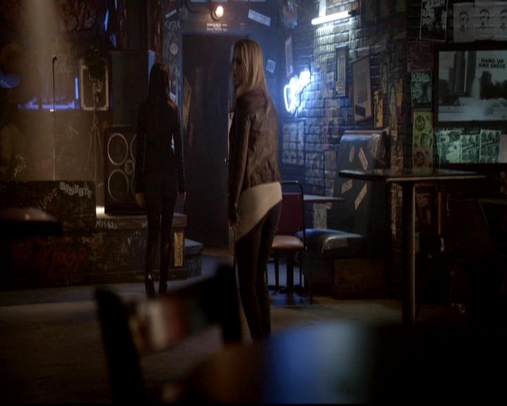 VampireDiariesWorld-dot-org_4x17BecauseTheNight0621.jpg