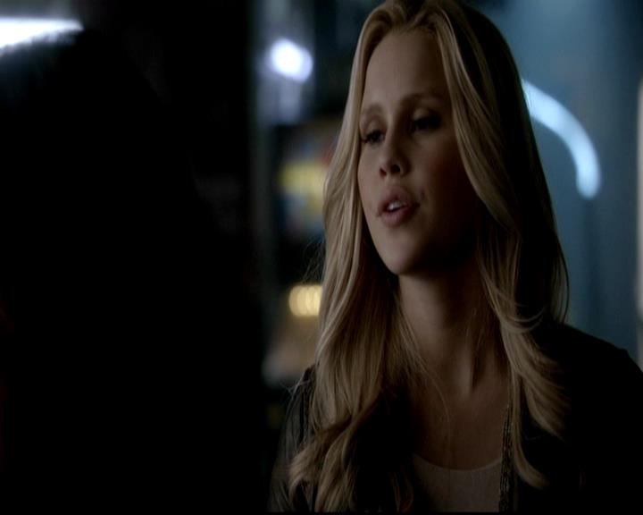 VampireDiariesWorld-dot-org_4x17BecauseTheNight0625.jpg