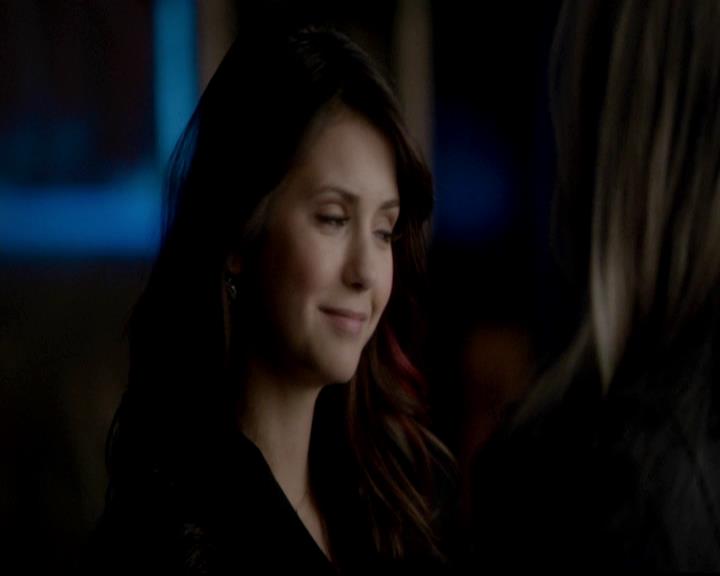 VampireDiariesWorld-dot-org_4x17BecauseTheNight0634.jpg