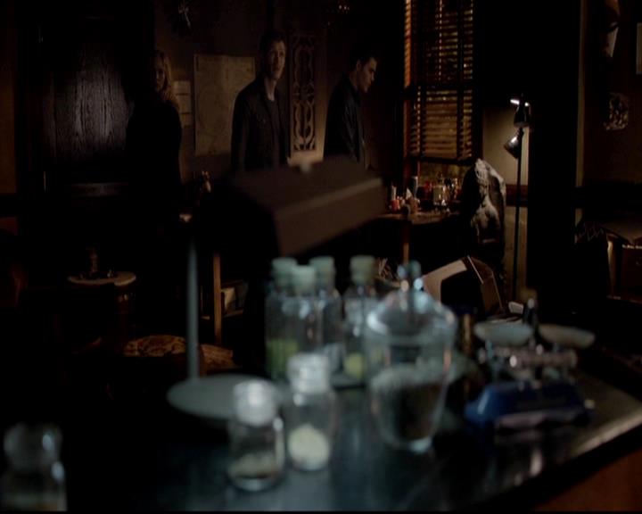 VampireDiariesWorld-dot-org_4x17BecauseTheNight0657.jpg