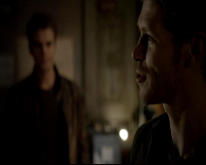 VampireDiariesWorld-dot-org_4x17BecauseTheNight0686.jpg