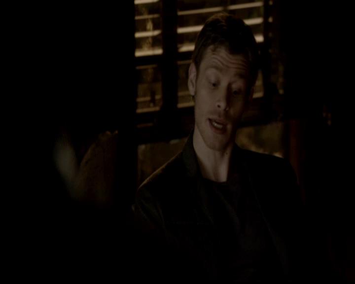 VampireDiariesWorld-dot-org_4x17BecauseTheNight0697.jpg