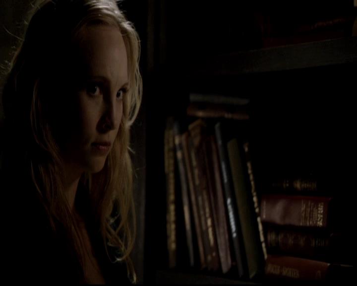 VampireDiariesWorld-dot-org_4x17BecauseTheNight0711.jpg