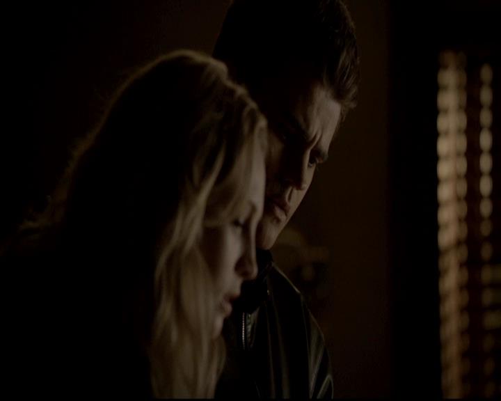 VampireDiariesWorld-dot-org_4x17BecauseTheNight0744.jpg