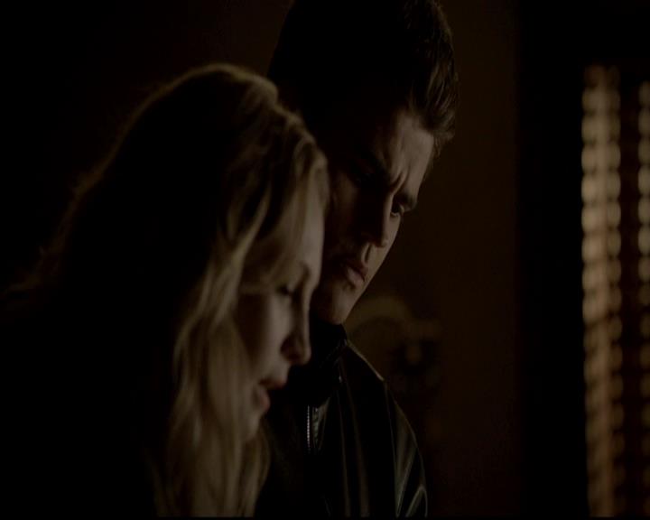 VampireDiariesWorld-dot-org_4x17BecauseTheNight0745.jpg
