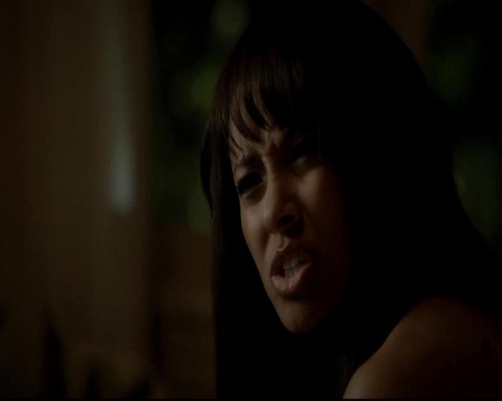 VampireDiariesWorld-dot-org_4x17BecauseTheNight0757.jpg