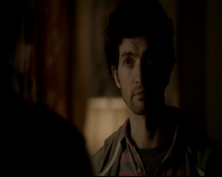 VampireDiariesWorld-dot-org_4x17BecauseTheNight0793.jpg