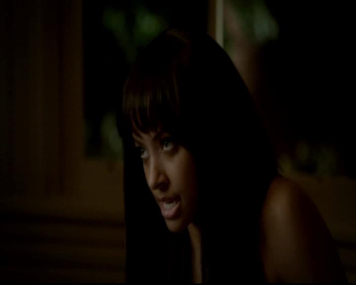 VampireDiariesWorld-dot-org_4x17BecauseTheNight0796.jpg