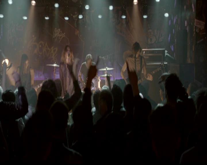 VampireDiariesWorld-dot-org_4x17BecauseTheNight0834.jpg