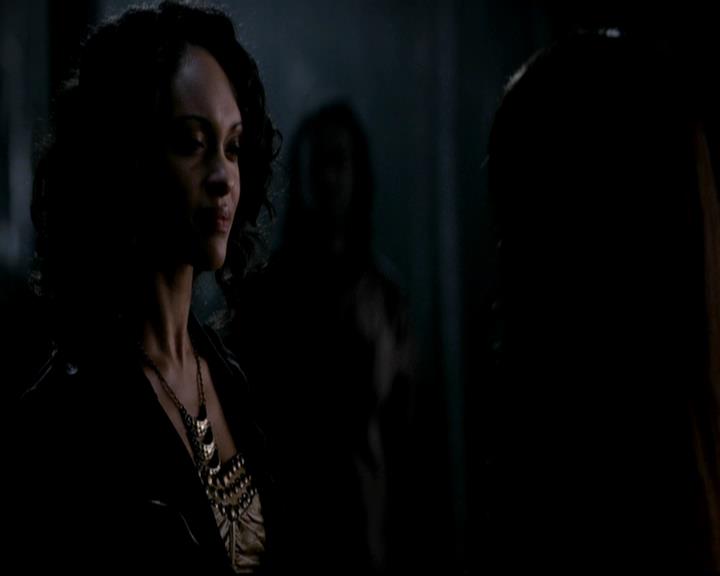 VampireDiariesWorld-dot-org_4x17BecauseTheNight1053.jpg