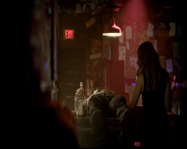 VampireDiariesWorld-dot-org_4x17BecauseTheNight1338.jpg