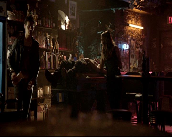 VampireDiariesWorld-dot-org_4x17BecauseTheNight1354.jpg