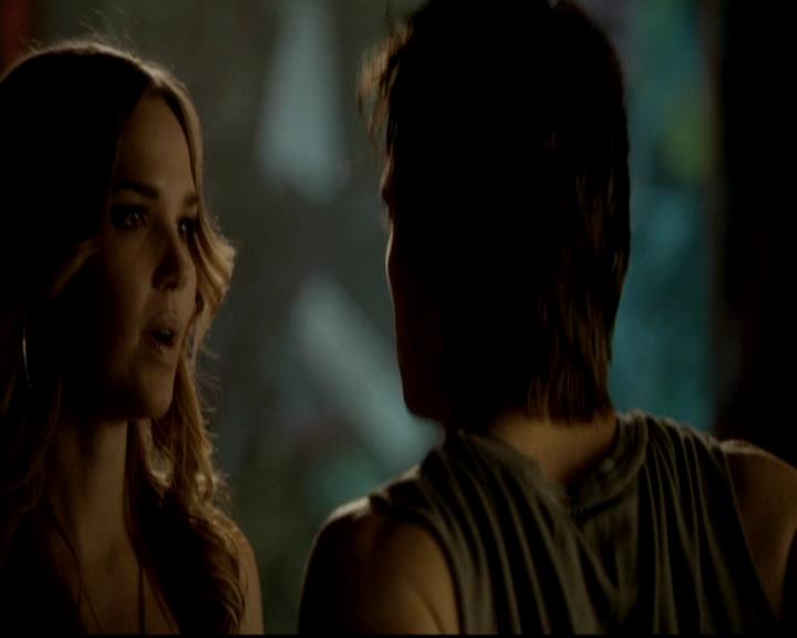 VampireDiariesWorld-dot-org_4x17BecauseTheNight1413.jpg