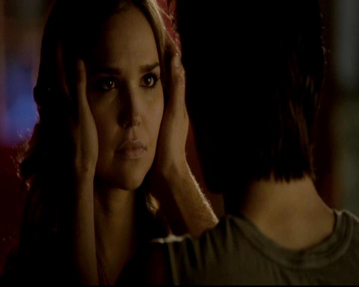 VampireDiariesWorld-dot-org_4x17BecauseTheNight1436.jpg