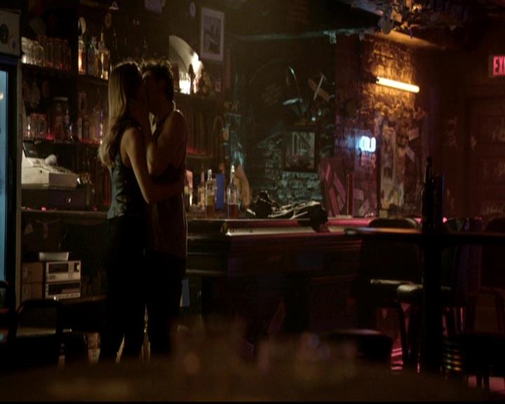 VampireDiariesWorld-dot-org_4x17BecauseTheNight1451.jpg