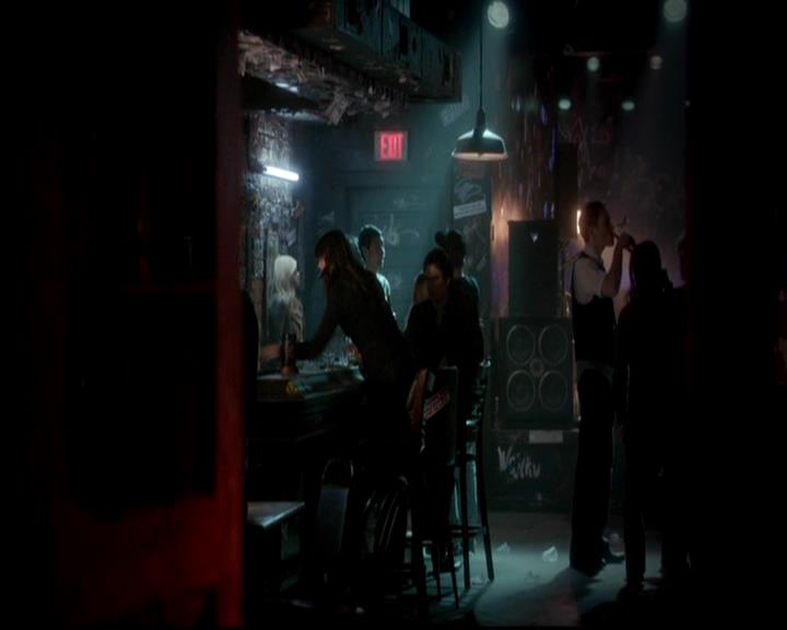 VampireDiariesWorld-dot-org_4x17BecauseTheNight1467.jpg