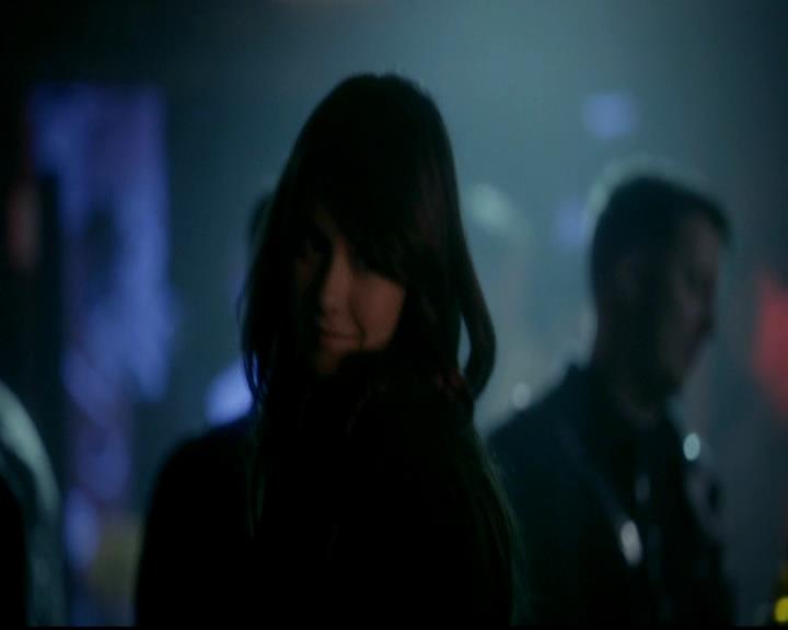 VampireDiariesWorld-dot-org_4x17BecauseTheNight1486.jpg