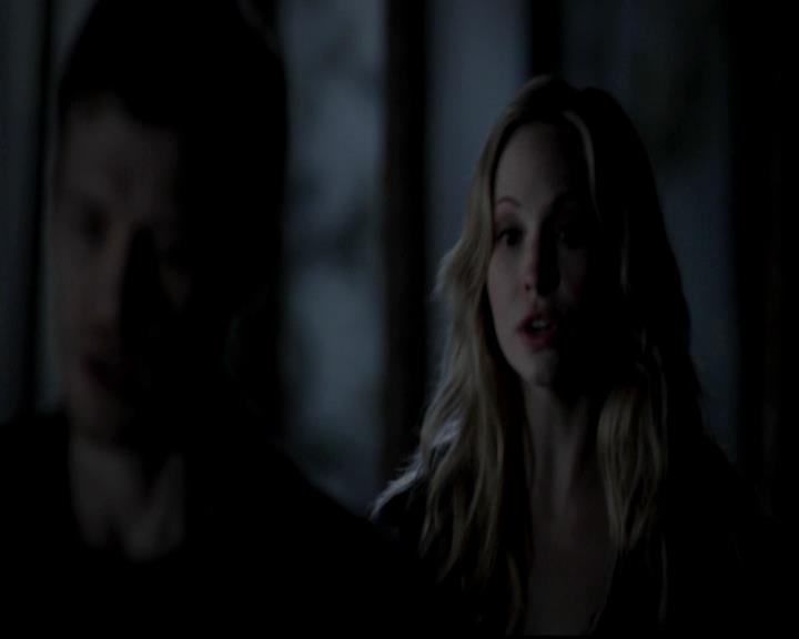 VampireDiariesWorld-dot-org_4x17BecauseTheNight1518.jpg