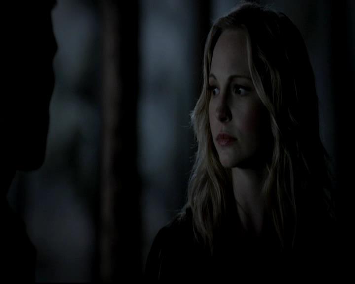 VampireDiariesWorld-dot-org_4x17BecauseTheNight1547.jpg