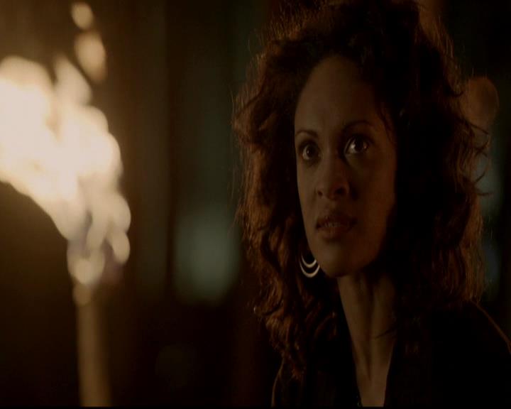 VampireDiariesWorld-dot-org_4x17BecauseTheNight1565.jpg