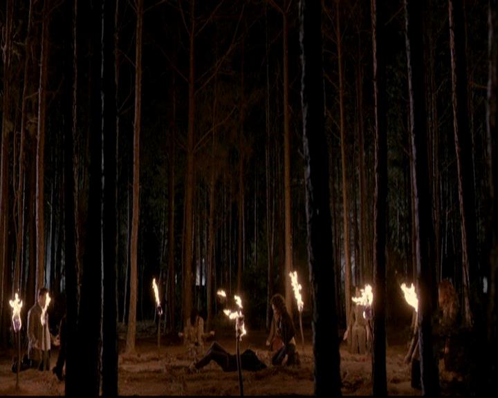 VampireDiariesWorld-dot-org_4x17BecauseTheNight1595.jpg