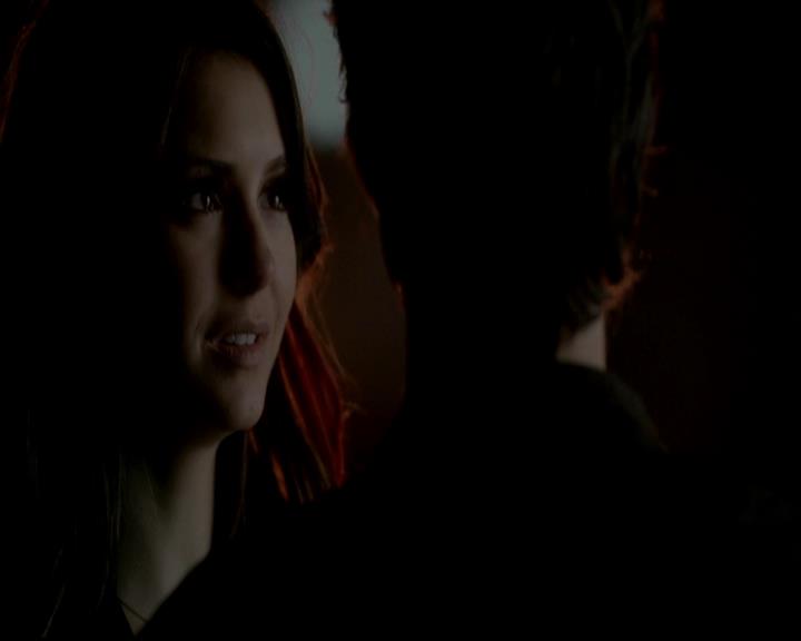 VampireDiariesWorld-dot-org_4x17BecauseTheNight1696.jpg