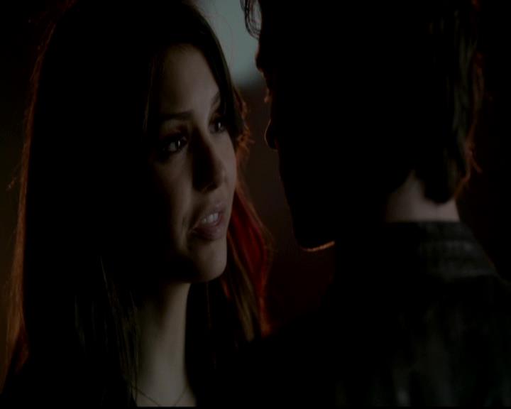 VampireDiariesWorld-dot-org_4x17BecauseTheNight1699.jpg