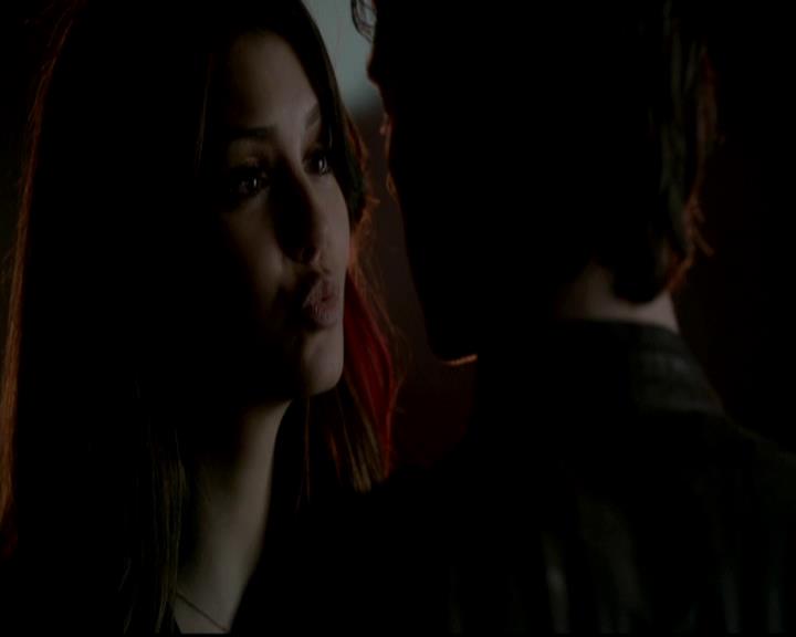 VampireDiariesWorld-dot-org_4x17BecauseTheNight1700.jpg