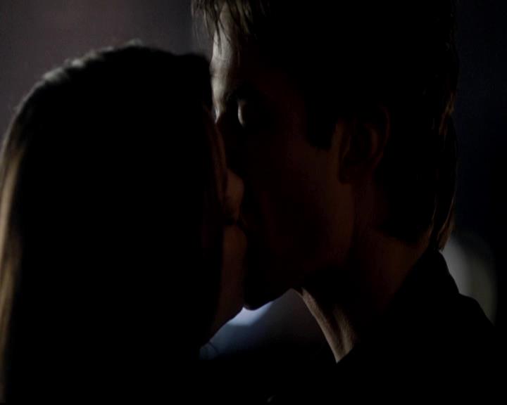 VampireDiariesWorld-dot-org_4x17BecauseTheNight1713.jpg