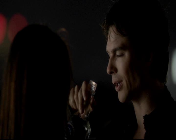 VampireDiariesWorld-dot-org_4x17BecauseTheNight1736.jpg