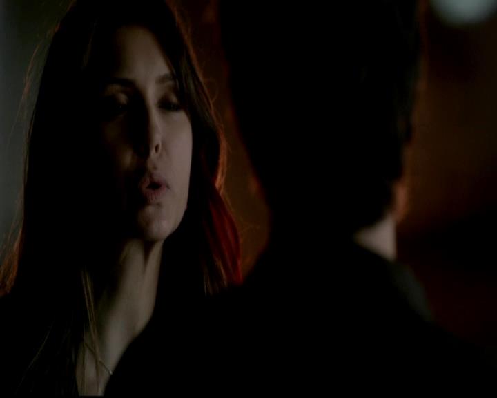 VampireDiariesWorld-dot-org_4x17BecauseTheNight1873.jpg