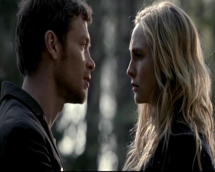 VampireDiariesWorld-dot-org_4x17BecauseTheNight2014.jpg VampireDiariesWorld-dot-org_4x17BecauseTheNight2014.jpg