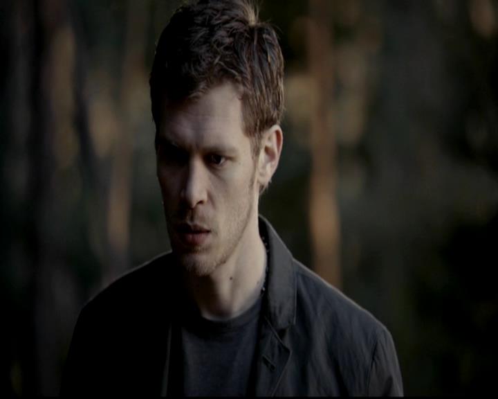 VampireDiariesWorld-dot-org_4x17BecauseTheNight2178.jpg