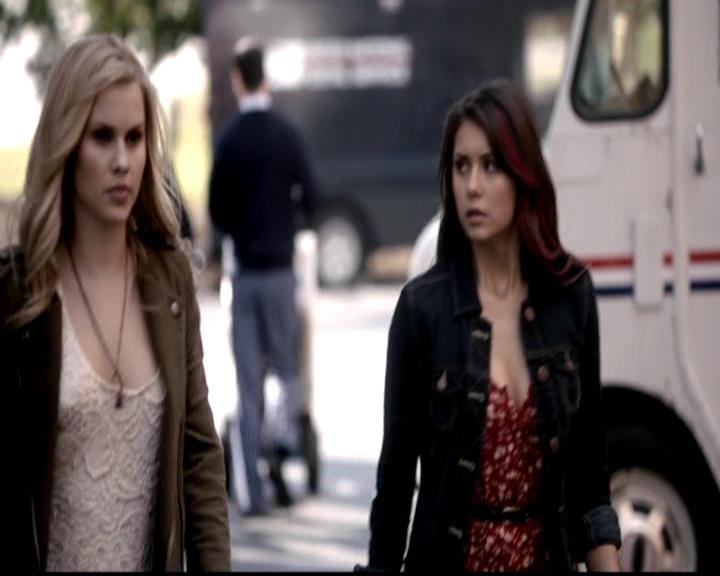 VampireDiariesWorld-dot-org_4x18AmericanGothic0306.jpg